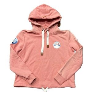 This is a reposh.  I absolutely love this sweatshirt but I need a size larger.